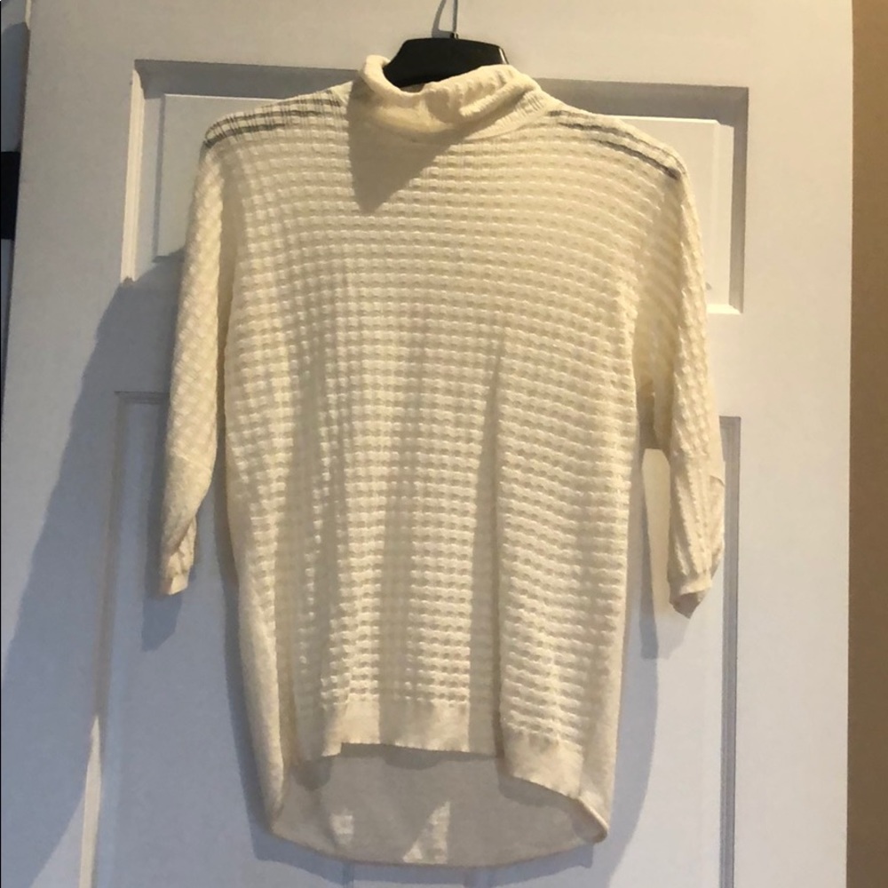 Ann Taylor light swt no tag with Sz fits like S/M